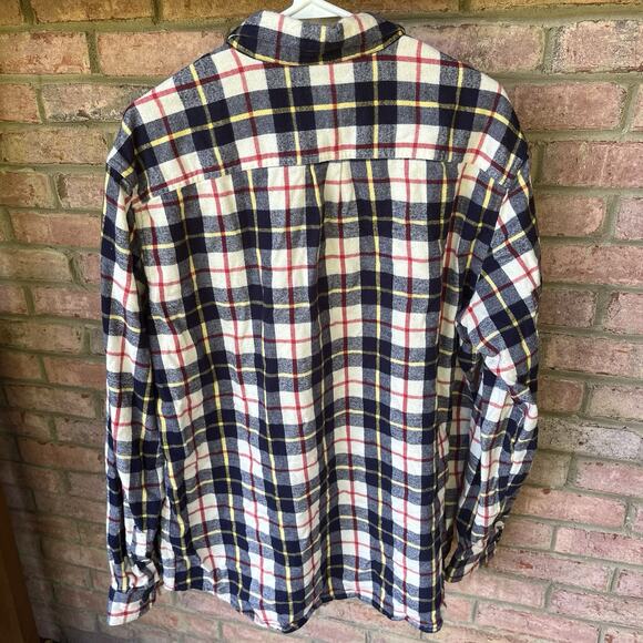 LL Bean Men's Large Shirt 100% Cotton Plaid Thick Flannel Multicolor Button - Picture 3 of 6